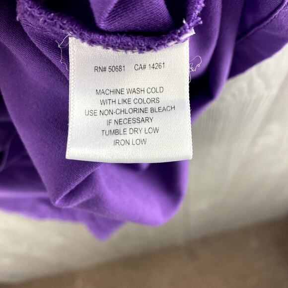 Grey's Anatomy Scrubs Top Women's Small Purple V Neck Lace Short Sleeve Pockets - Picture 6 of 7